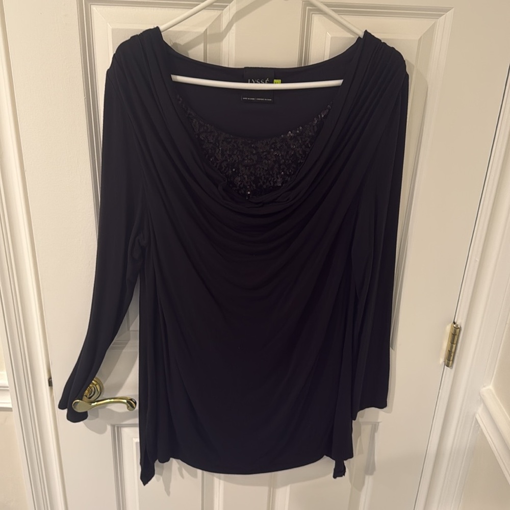 Lysse size XL NWOT Cowl Neck Sequin Tunic Blouse Stretchy Black Host Pick